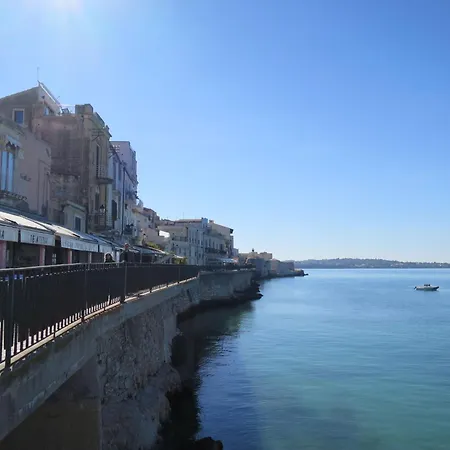 Lanterne Magiche-1 By Interhome Διαμέρισμα *